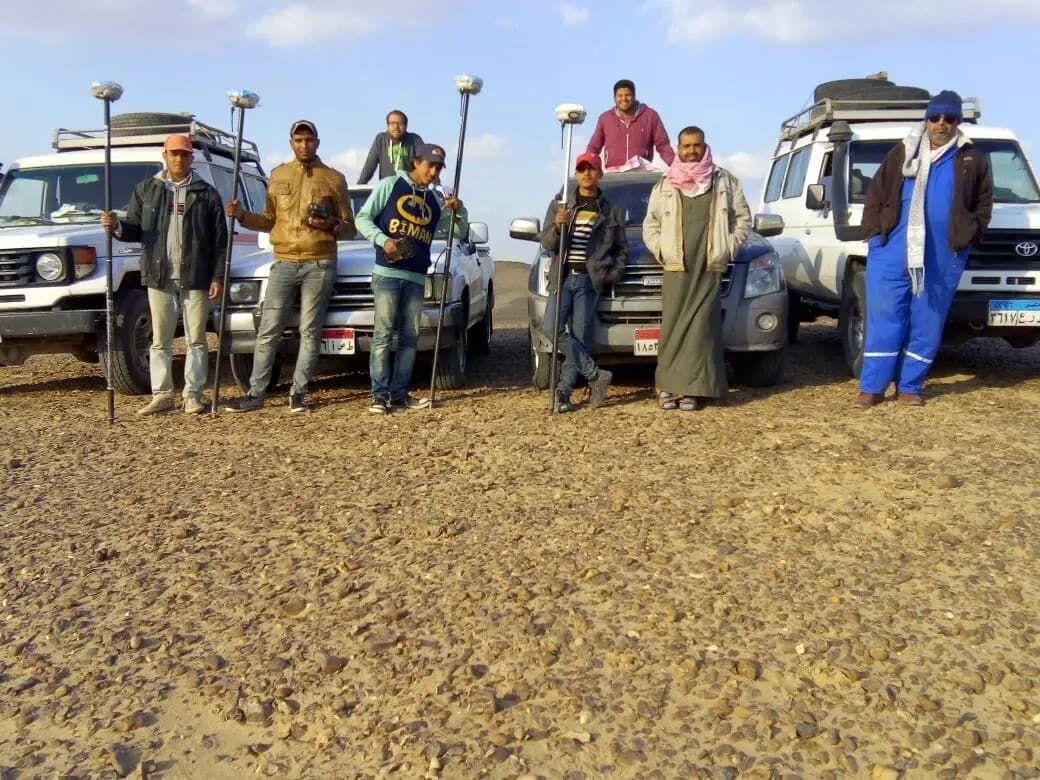 GeoGiza survey crew with the field fleet on site
